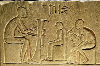 B09_hieroglyphs-541146_pixabay